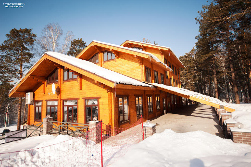 Hotel Shale Novokuznetsk Exterior photo